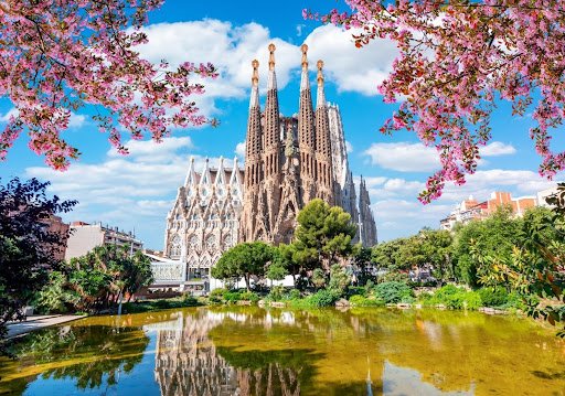 Discover the Genius of Gaudí’s Buildings