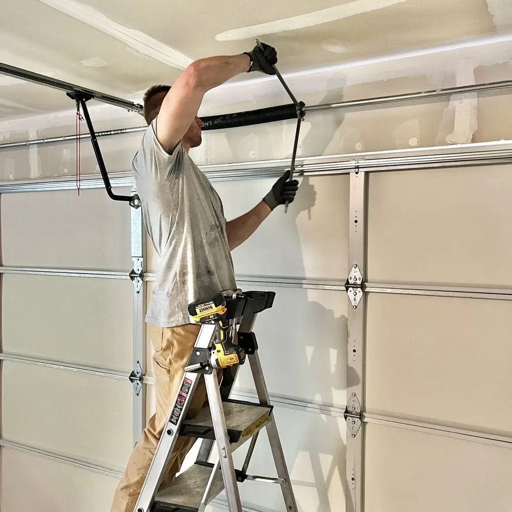 Top-Rated Seattle Commercial Garage Door Repair