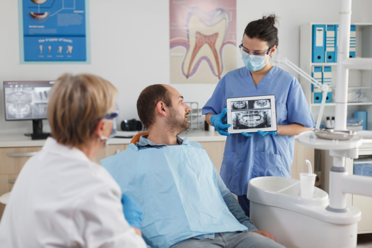 The Role of Periodontal and Implant Surgeons of Houston in All-on-4 Dental Implants