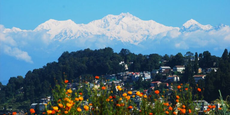 Sikkim Tour Packages with Darjeeling: Ultimate Twin-Destination Holiday