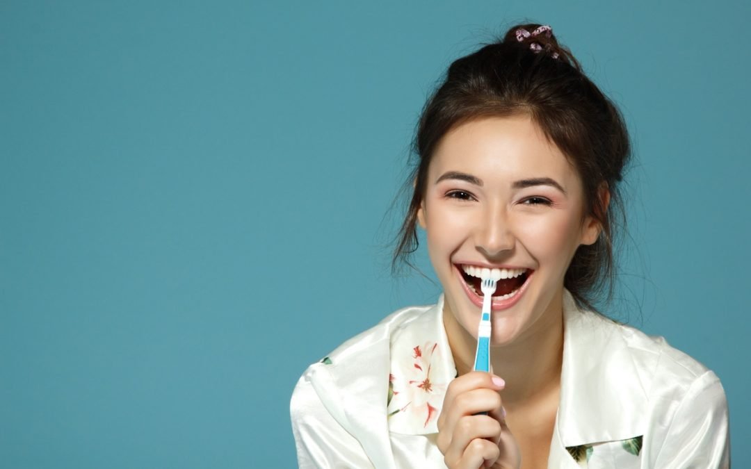 6 Steps To Achieving A Healthy And Beautiful Smile With Combined Care