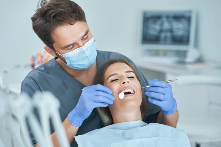 How General Dentistry Detects Problems Before Symptoms Appear