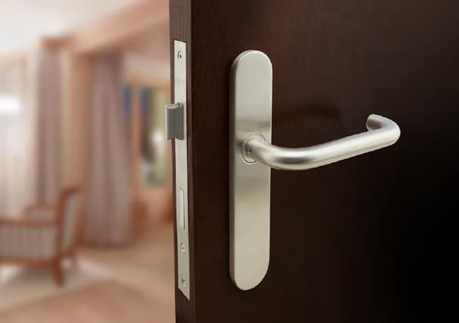 Replacement Door Handle Spindles in Healthcare Facilities