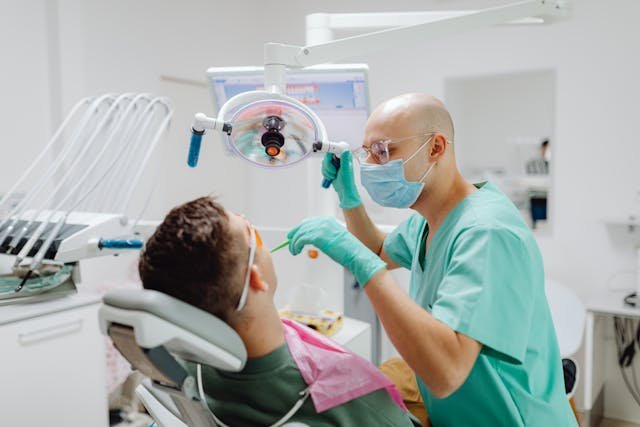 How Family Dentistry Helps Bridge Pediatric And Adult Dental Care